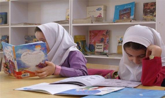 برگزاری نشست ادبی دستور زبان عشق در گتوند