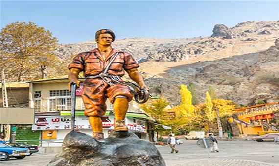 کمبود پارکینگ در 5 محور کوهستانی تهران | پارکبان‌های قلابی را به 137 گزارش کنید