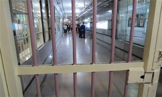 آزادی 12 زندانی از زندان مرکز یزد