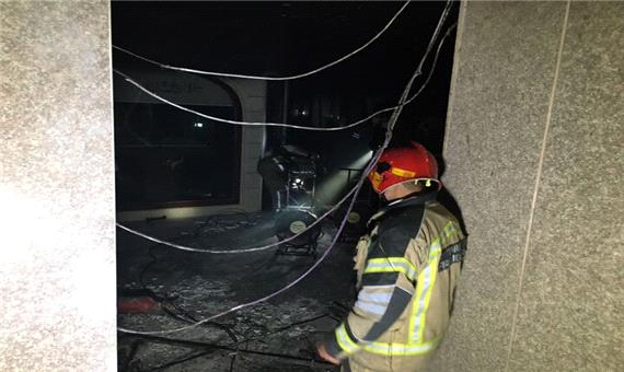 آتش سوزی در مجتمع تجاری 6 طبقه در تجریش