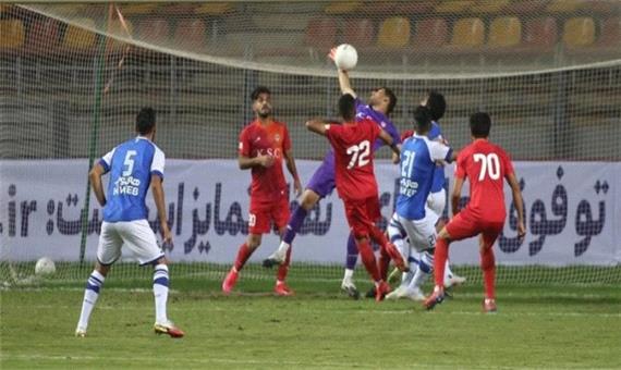 بازیکن فولاد: تنها دل‌خوشی مردم خوزستان تیم فولاد است/ حضور نکونام را در 2 هفته گذشته دیده‌ایم