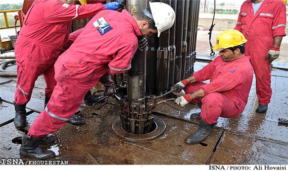 حفر 62 حلقه چاه نفت و گاز در مناطق خشکی و دریایی کشور