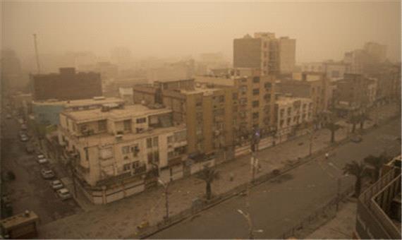 گرد و خاک هوای 9 شهر خوزستان را در شرایط خطرناک قرار داد
