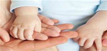 فواید زایمان طبیعی برای سلامت مادر و کودک