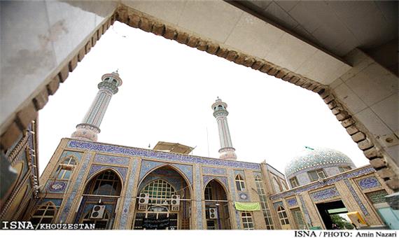 گنبد و گلدسته‌های مسجد جامع خرمشهر آسیب دیده‌اند