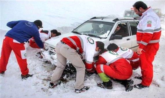 48 خودروی گرفتار در کولاک برف شهرستان اندیکا رها‌سازی شد