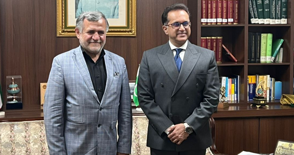 دبیرکل حزب موتلفه با سفیر پاکستان در تهران دیدار کرد