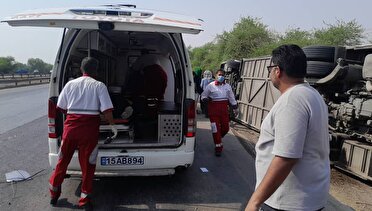 دو فوتی و ۱۶ مصدوم در واژگونی اتوبوس محور شوش به اهواز
