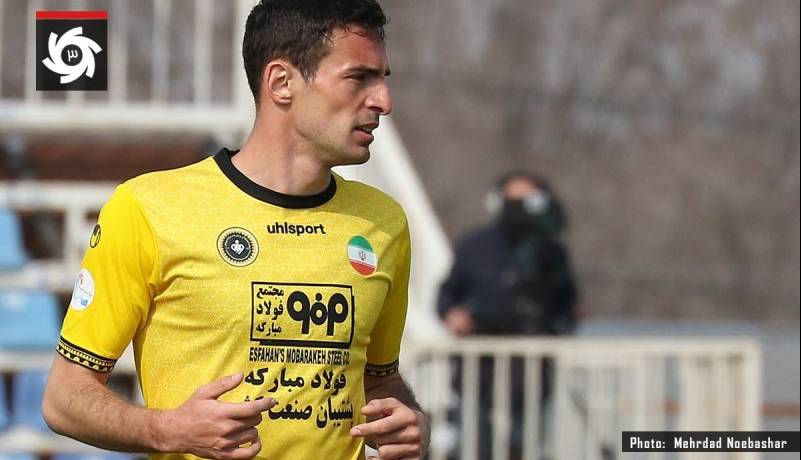خرید بزرگ سپاهان از قلب دفاع پرسپولیس