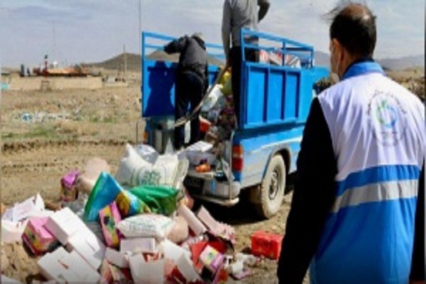 کشف و معدوم‌سازی بیش از ۲ تن مواد غذایی غیرقابل مصرف در اهواز