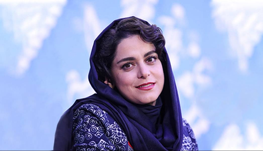 چهره ها/ عکس خوش حس‌وحالِ «غزل شاکری» با پیراهن گل گلی