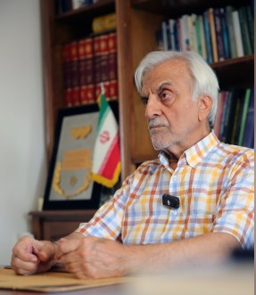 هاشمی طبا: اگر کسی می‌گوید من ۷۰۰ صفحه برنامه برای ایران دارم، این برنامه را منتشر کند