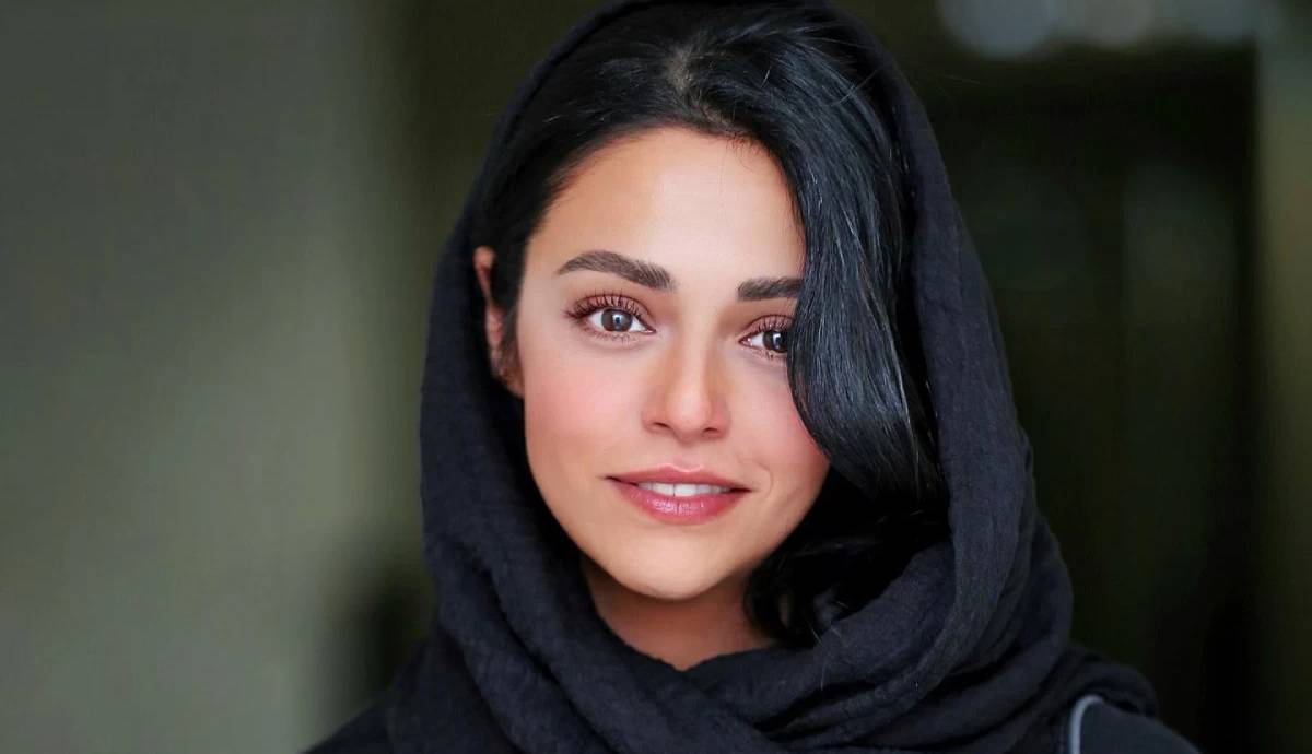 مهمان ناخوانده در «کارناوال»؛ سوگل خلیق با افتو کل کل می‌کند