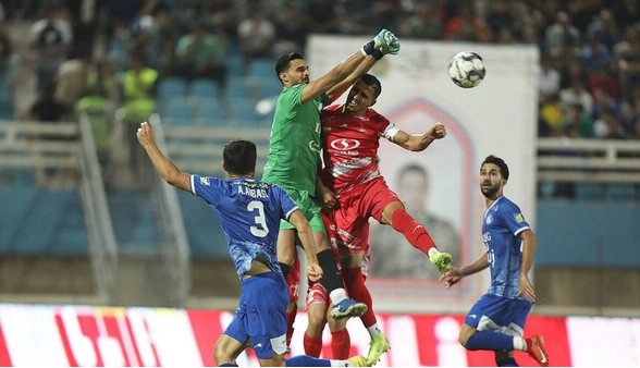 عکس/ پوستر باشگاه استقلال خوزستان در جواب به پوستر کنایه‌آمیز سرخ‌پوشان