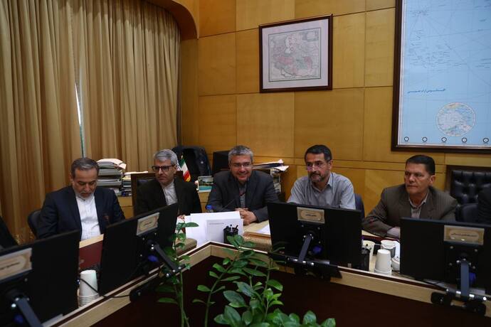 سخنگوی کمیسیون امنیت ملی: عراقچی گفت مذاکره غیررسمی با آمریکا نداشتیم