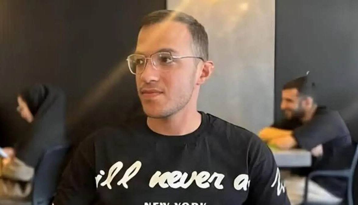 جزئیات تازه از ماجرای خودسوزی جوان اهوازی؛ پدر احمد: ۲۰ سال معیشت ما از این مغازه بود