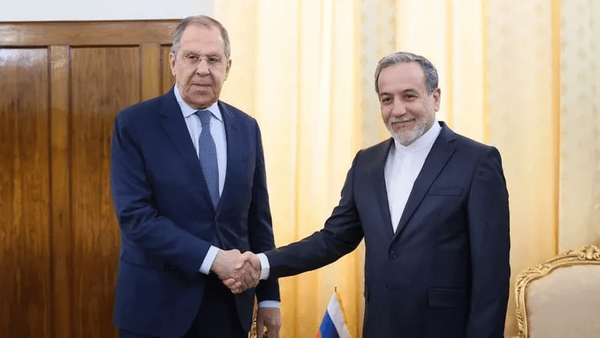 گفتگوی تلفنی عراقچی و لاوروف