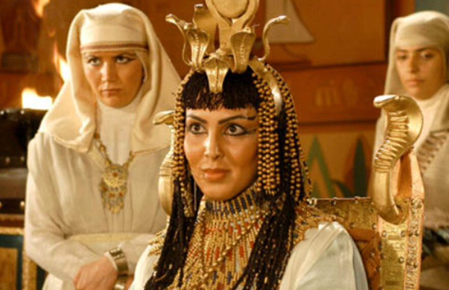 بانو نفرتیتی سریال یوسف پیامبر در اکران یک فیلم