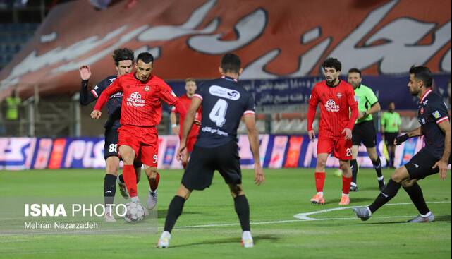 تراکتور در پی تعویق دیدار با پرسپولیس؛ دومین تغییر با اصرار رقم می‌خورد؟