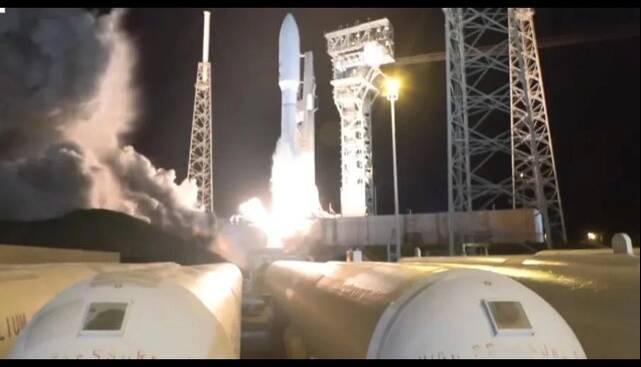 موشک «اطلس ۵» یک ماهواره مخابراتی را به مدار زمین فرستاد