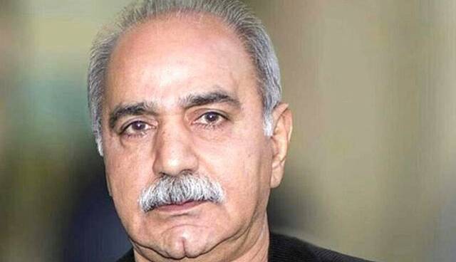 پرویز پرستویی احمد خیامی شد