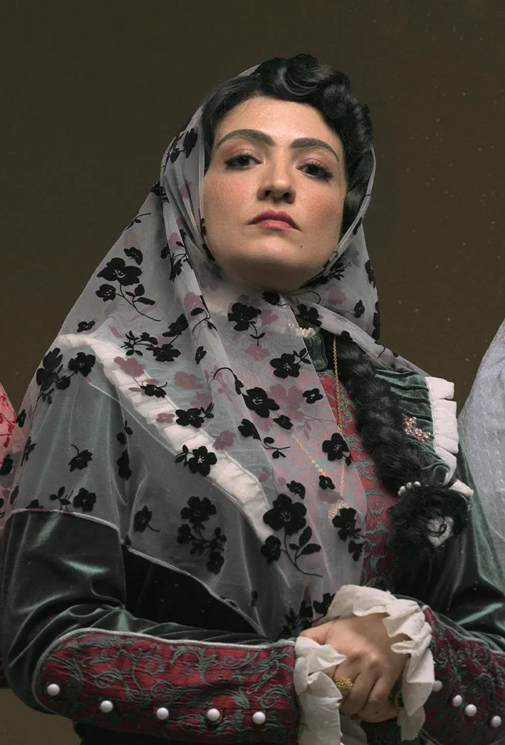 جذابیت خاص گلاره عباسی در سریال بامداد خمار