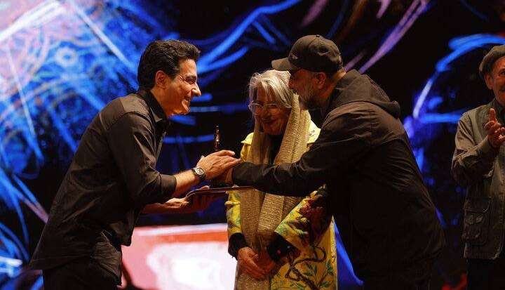 جشنواره ۲۵ به ایستگاه پایانی رسید؛ شفیعی کدکنی و شجریان تجلیل شدند