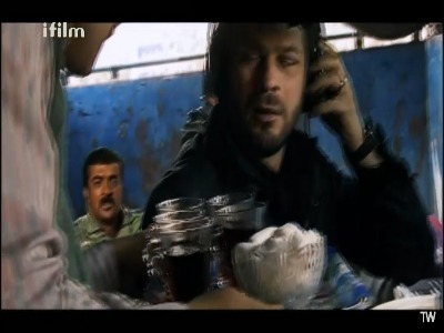 من،زن بچه‌ی من،فک فامیل من در خدمت پلیسن