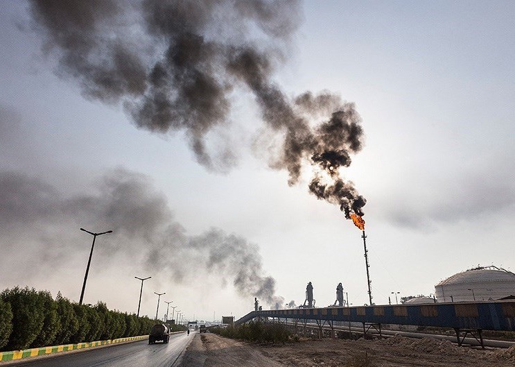 ضرورت اقدام فوری و تخصصی برای خاموشی فلر‌های نفتی شرق اهواز