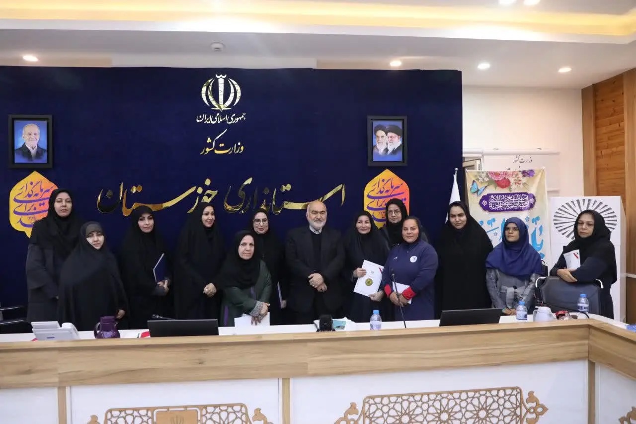 ضرورت بهره‌گیری از توان مدیریتی زنان در بخش‌های مختلف