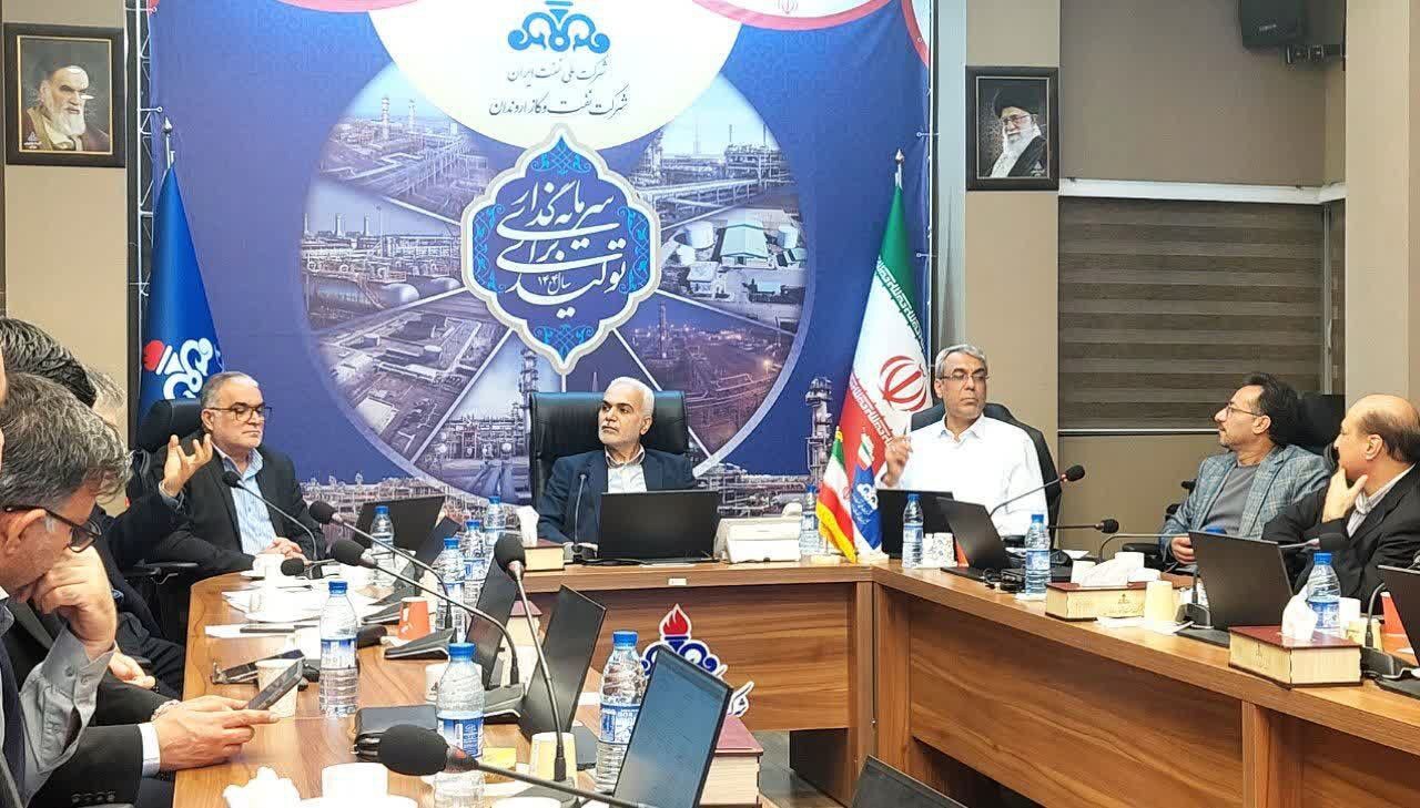 توسعه میادین نفتی غرب کارون