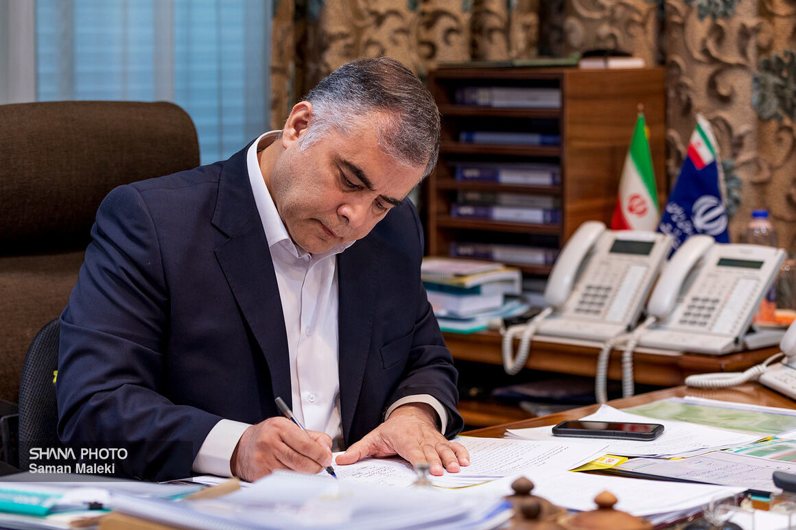 در ستایش ملتی که هر فتحی را میسر می‌سازد