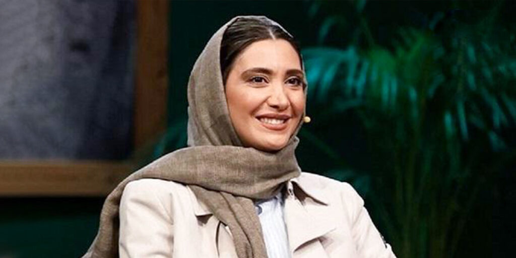 حس و حال کودکانه نیکی مظفری در برف