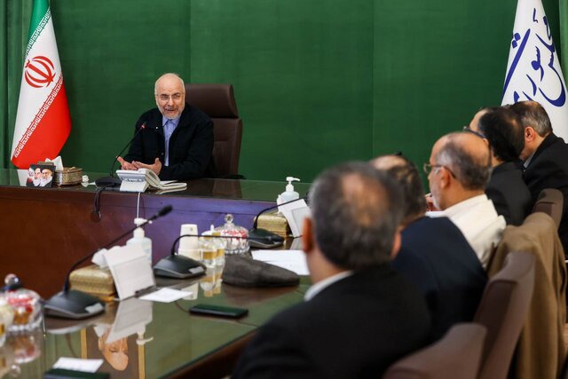 قالیباف: امور کشور باید به گونه‌ای مدیریت شود که مردم بتوانند زندگی خود را به صورت عادی پیش ببرند