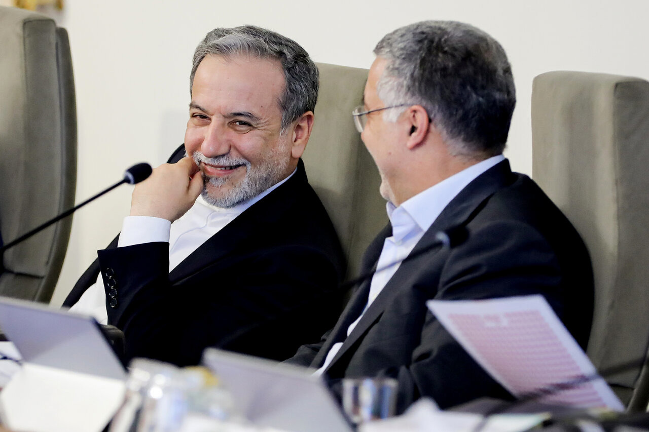 عراقچی:در جنگ ۱۲ روزه آمده بودند تا در یکی-دو روز مردم ایران را تسلیم کنند