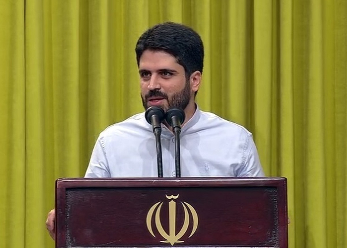 ماجرای حذف چند بیت از شعر محمد رسولی درباره شهید رئیسی