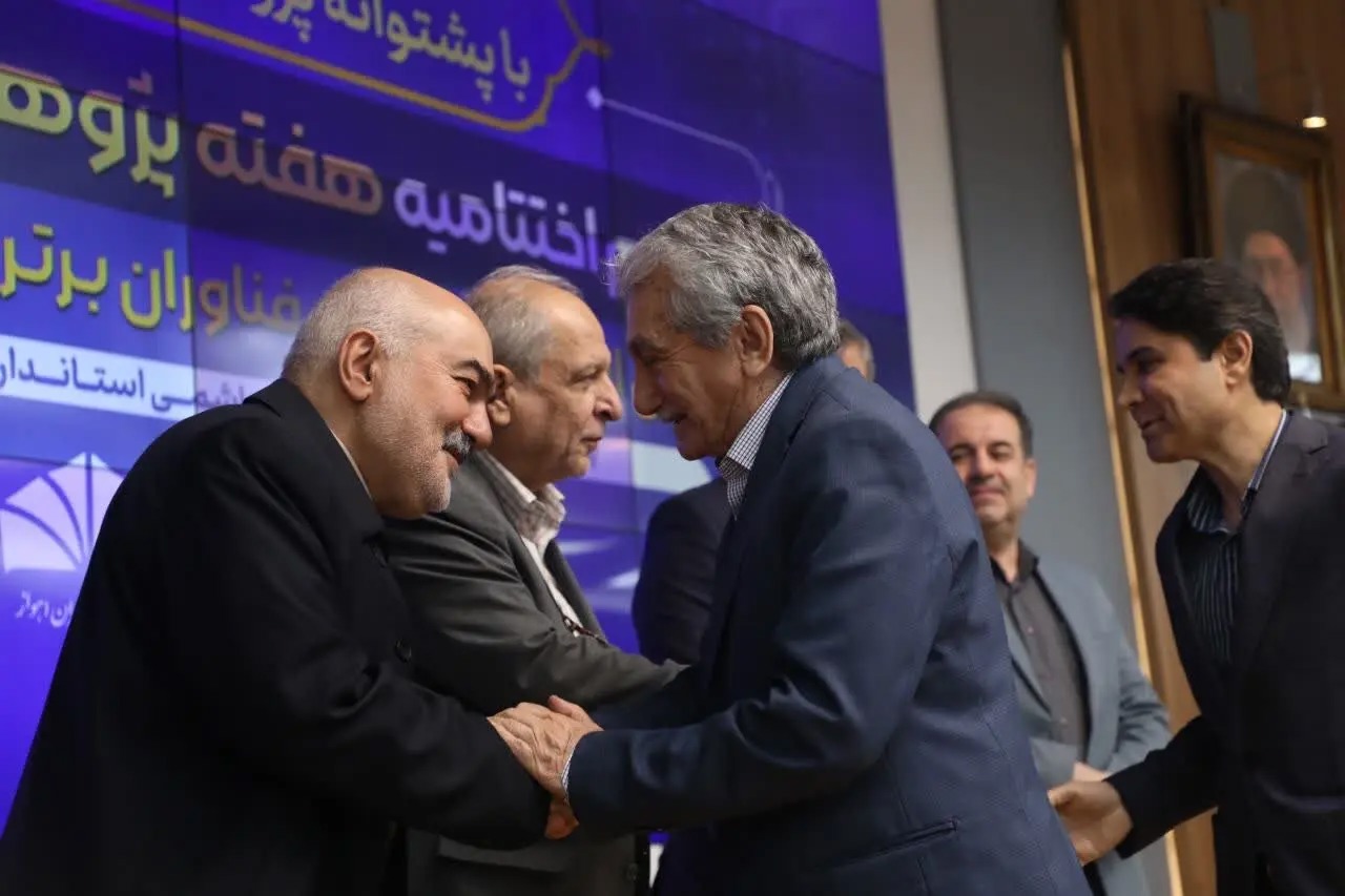 هدف ما حرکت در مسیر توسعه خوزستان با تکیه بر پژوهش است