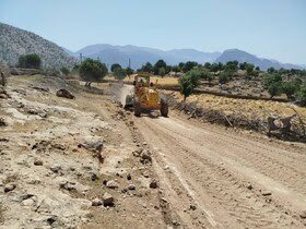 اصلاح و ایمن سازی جاده عشایری آرام در اندیکا