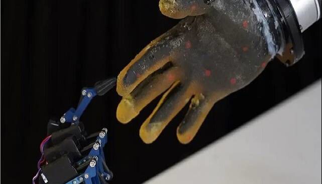 شبیه‌ترین پوست رباتیک به پوست انسان ساخته شد