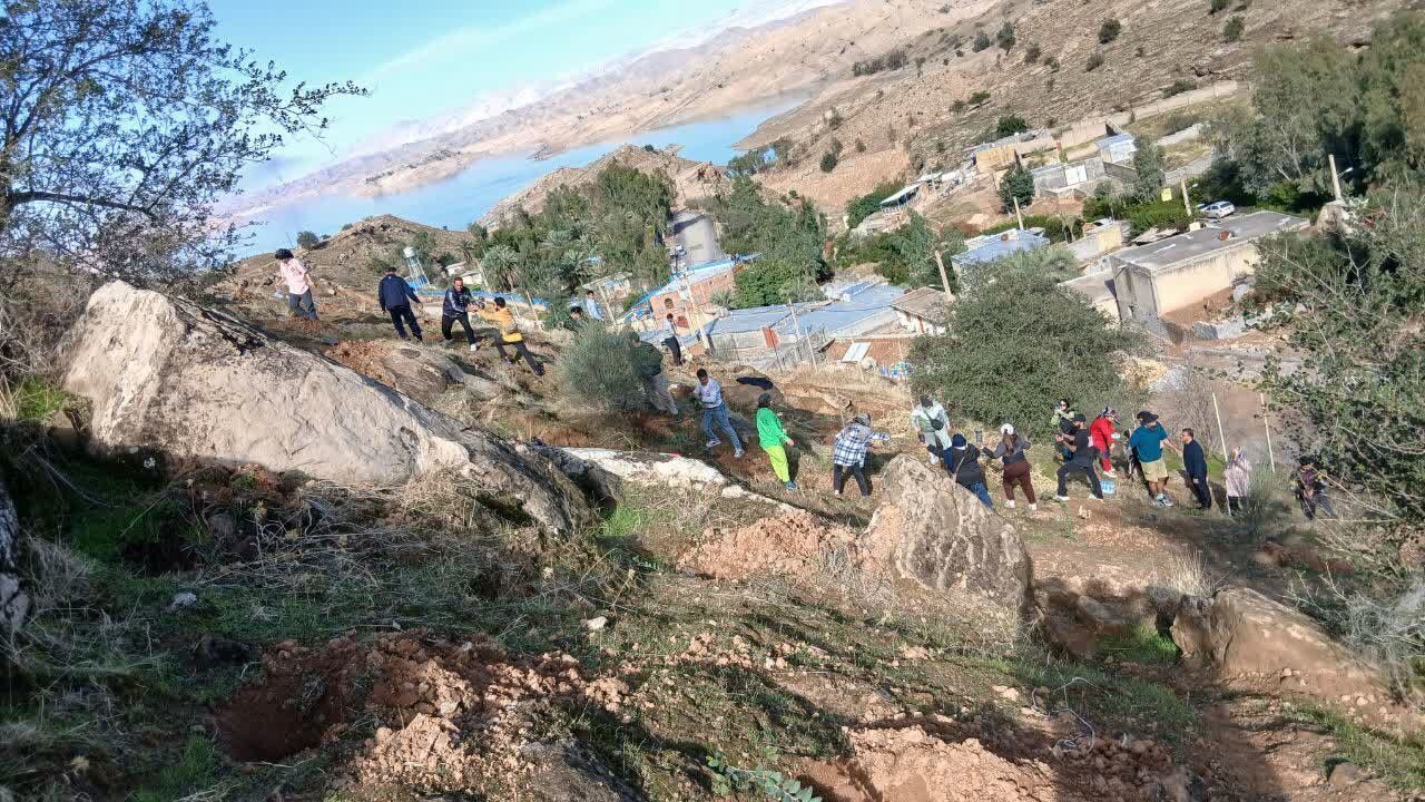 گرامیداشت یاد سردار شهید سلیمانی با کاشت دوهزار نهال در دزفول