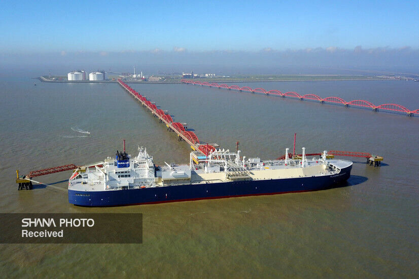 چین ۲۲ محموله ال‌ان‌جی از روسیه خرید