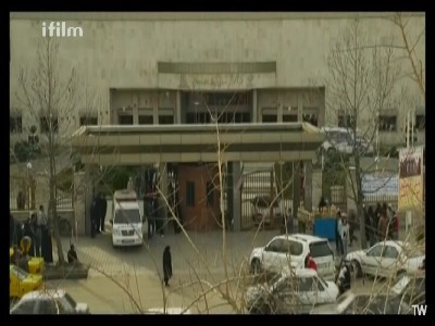 یه سیخ کوبیده به ما دادین یه عمر مارو زمین گیر کردین