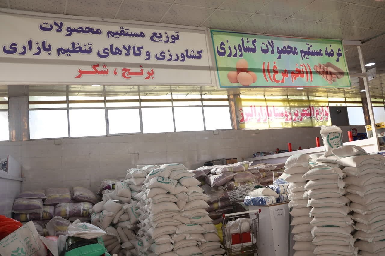 توزیع ۱۳۰ تن کالا‌های اساسی در شوشتر