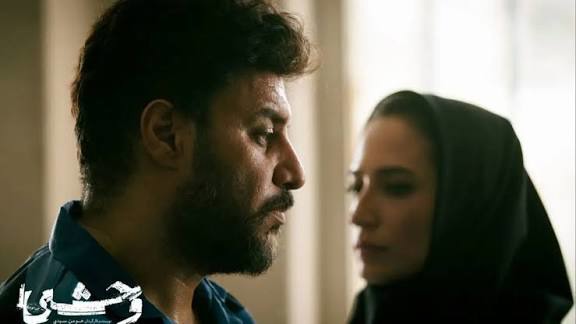 سکانسی از دوتایی مواد کشیدن نگار جواهریان و جواد عزتی