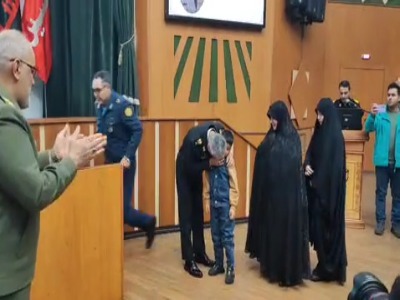 دانشنامه دافوس ارتش به خانواده شهید جنگ ۱۲ روزه اعطا شد