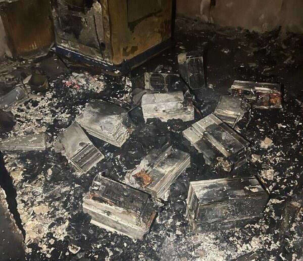 آتش‌سوزی یک منزل به دلیل استفاده غیرمجاز از ماینر در اهواز
