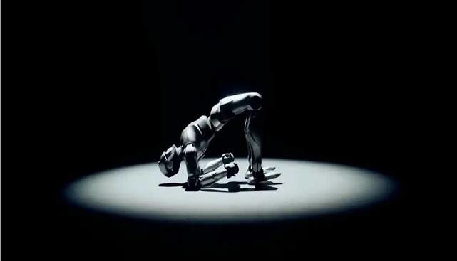 اولین ربات انسان‌نمای فضانورد جهان معرفی شد