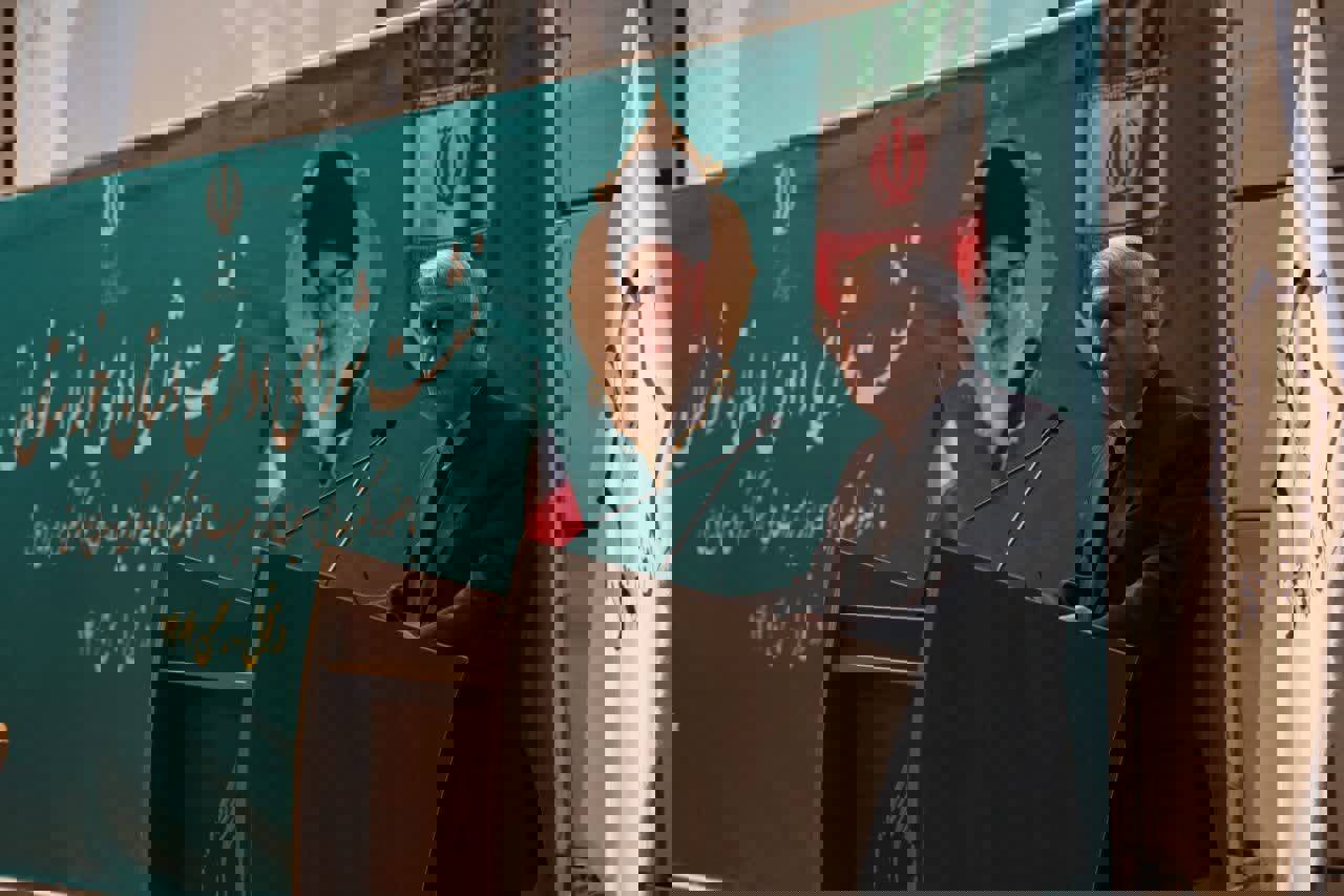 وزیر میراث فرهنگی: دولت مقاومت در برابر توطئه‌ها را دنبال می‌کند