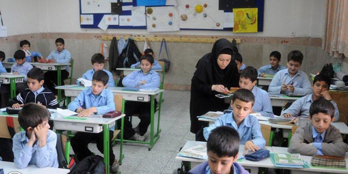 بیش از ۲۹ هزار معلم خوزستانی مشمول رتبه بندی هستند