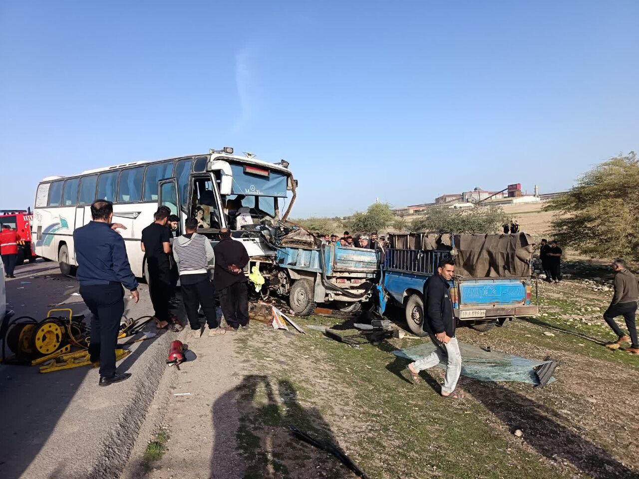 تعداد فوتی‌های تصادف اتوبوس در محور شوشتر - دزفول به ۶ نفر رسید